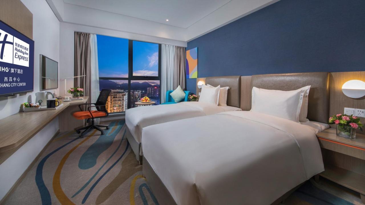 Holiday Inn Express - Xichang City Center By Ihg Habitación foto
