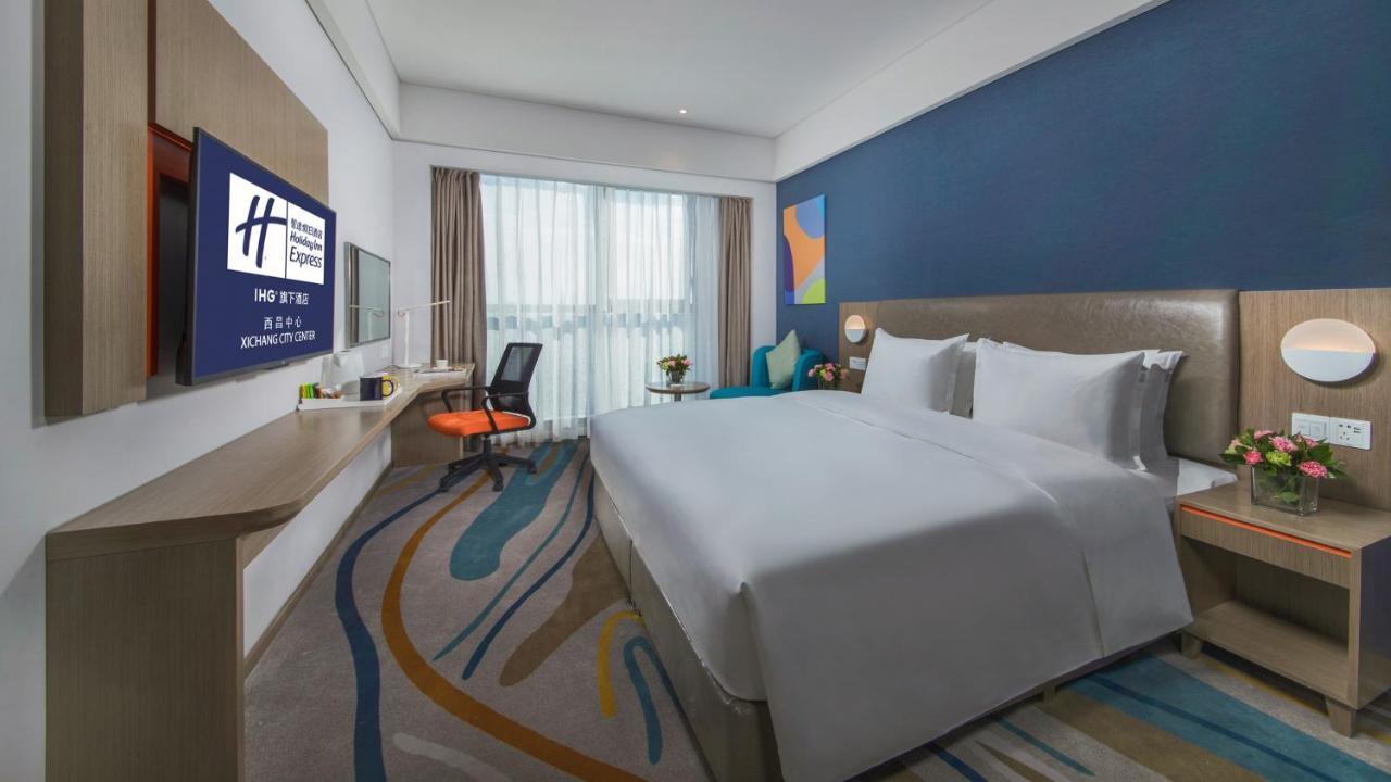 Holiday Inn Express - Xichang City Center By Ihg Exterior foto
