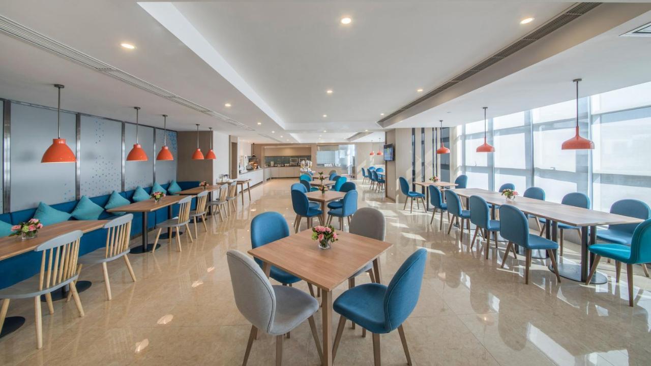Holiday Inn Express - Xichang City Center By Ihg Exterior foto